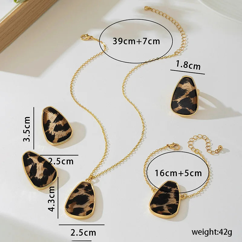 Geometric Oval Jewelry Set