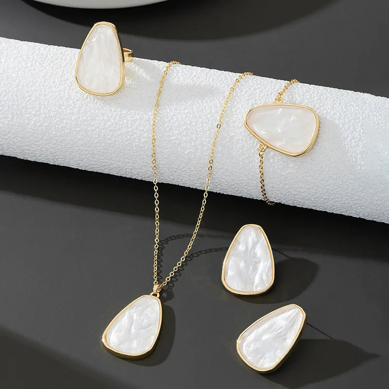 Geometric Oval Jewelry Set
